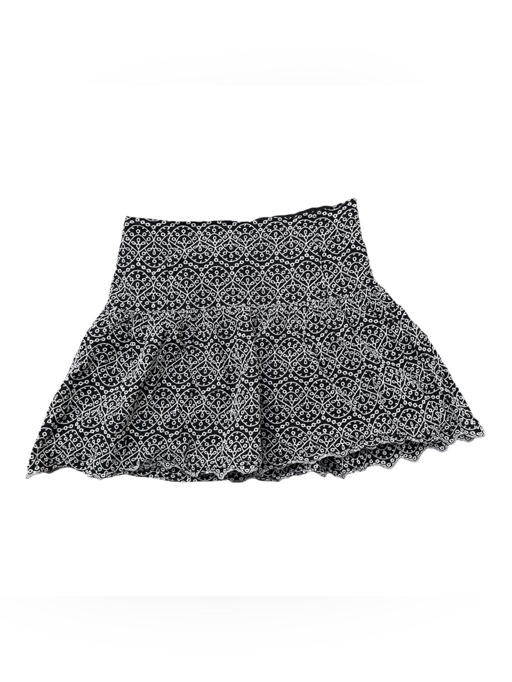 Express Black White Eyelet Embroidered Mini Skirt Scalloped Hem Sise Zip Sz 12